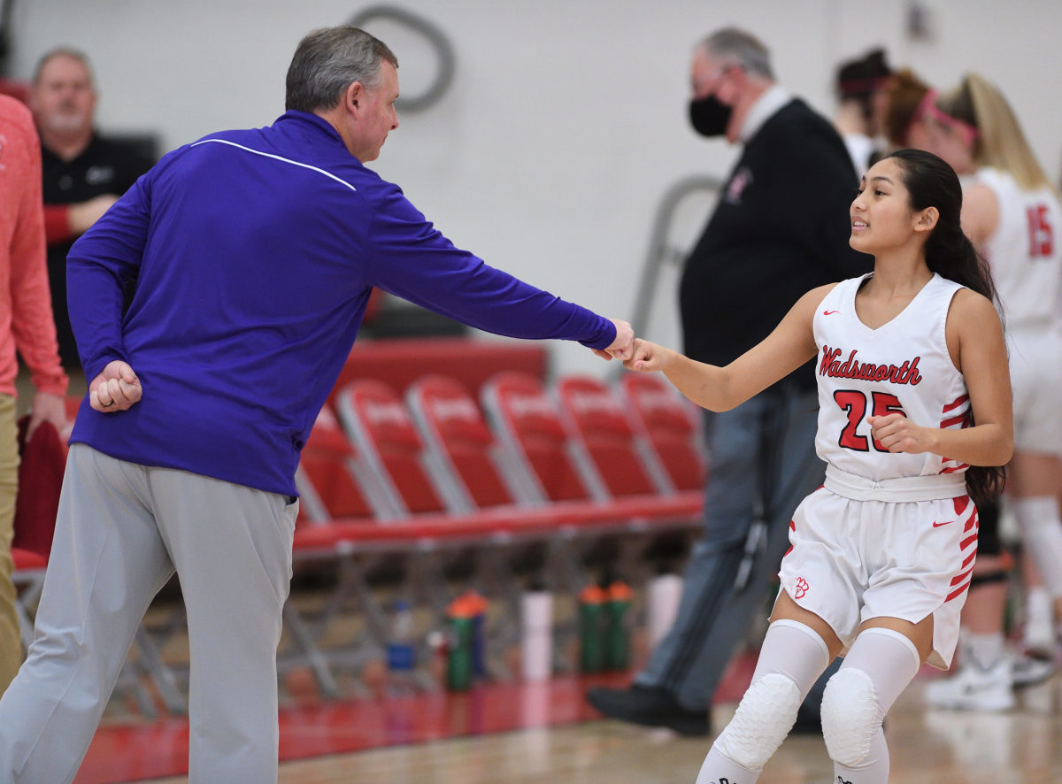 Jeff Harwell_Wadsworth_Barberton_girls.1